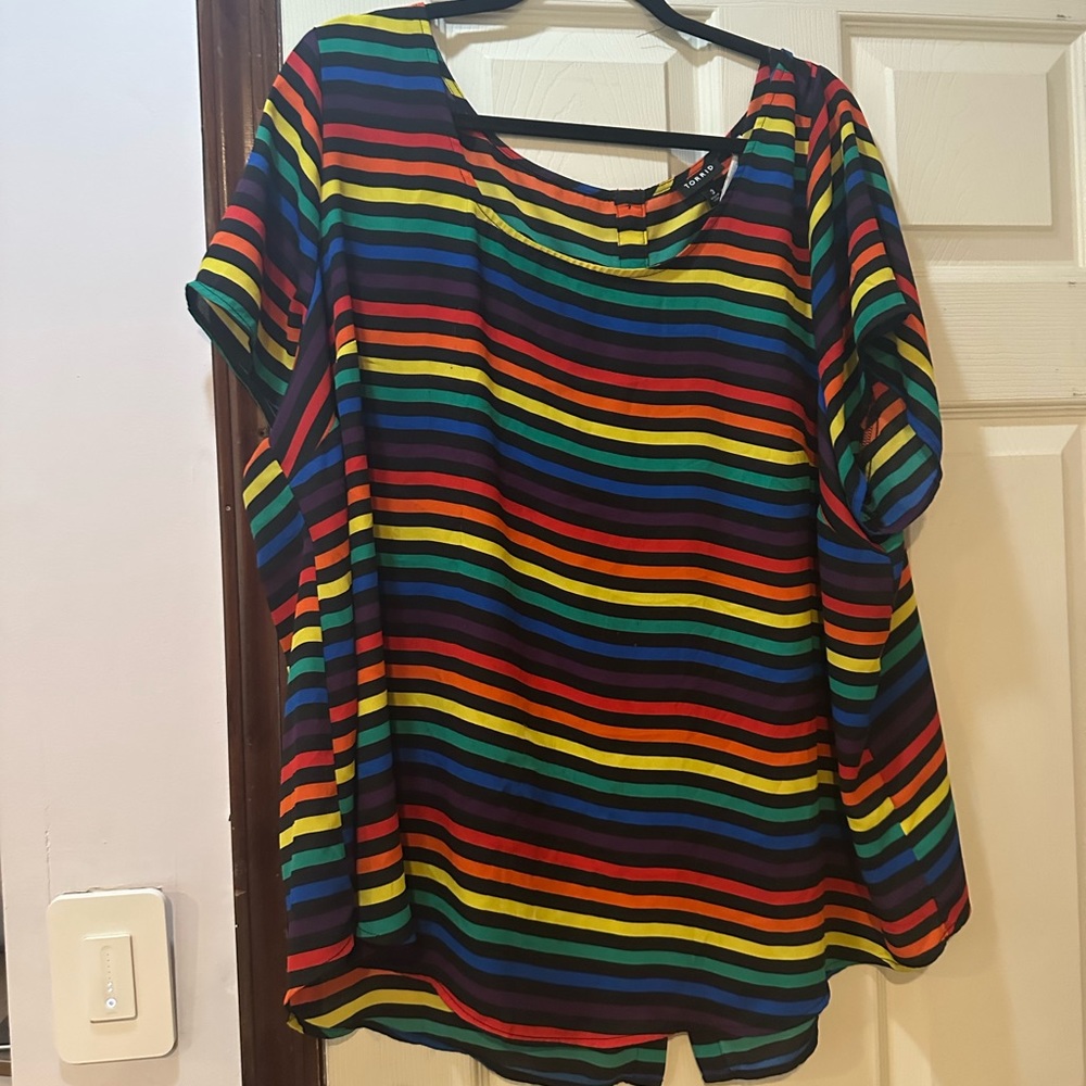 Torrid size 2 rainbow stripe short sleeve shirt button back georgette